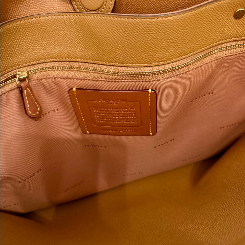Coach Willow 38 Tote in Chalk with Brass Hardware - Picture 8 of 9